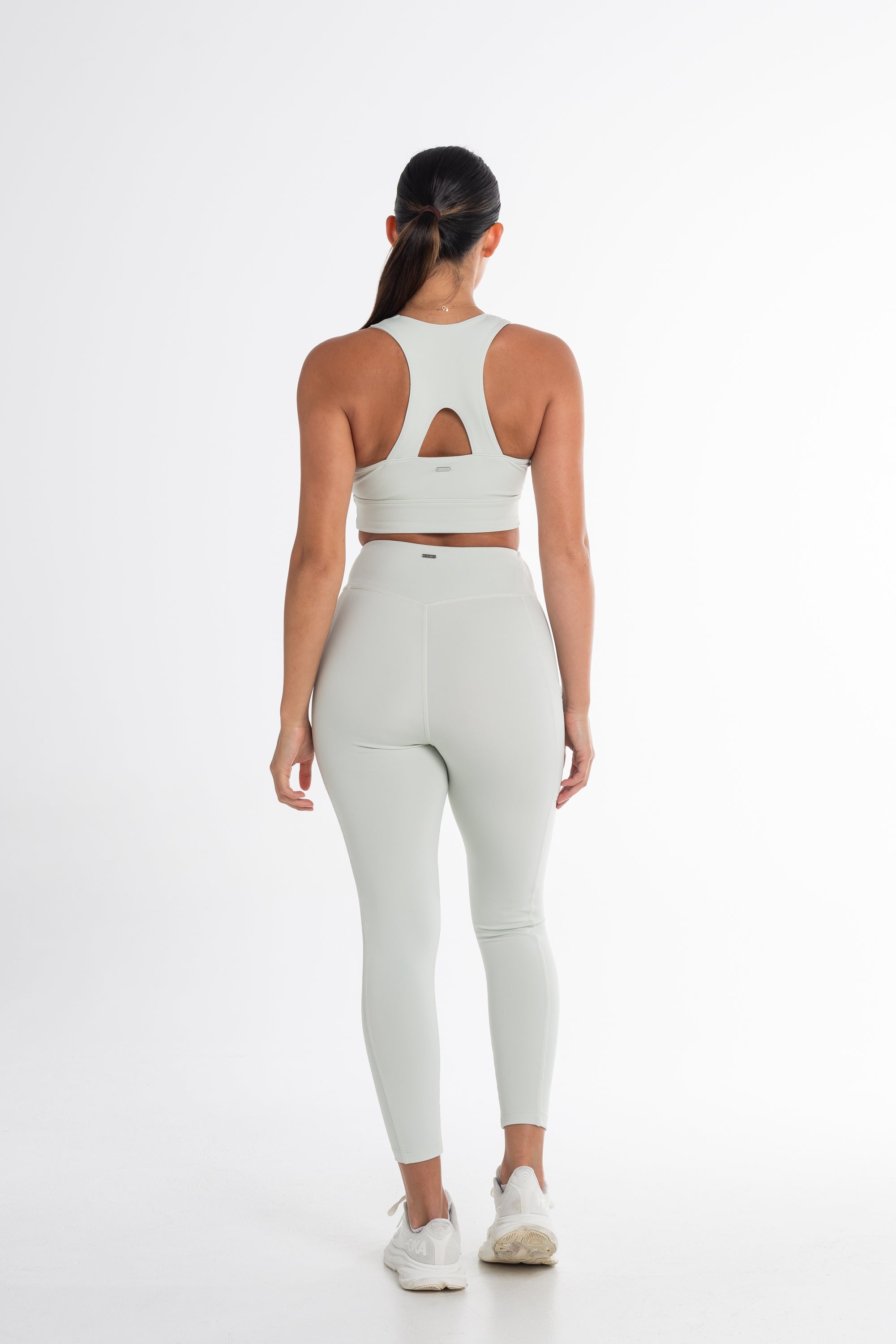 Sports Bra With V Hardware Racer Back - Mint